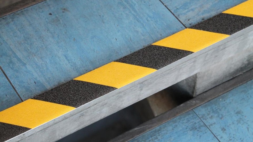 防滑膠帶哪里有賣？廠家定制銷售【昆山玉寰】