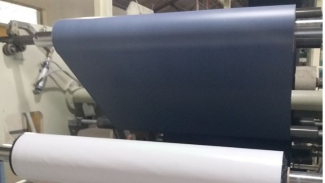 <i style='color:red'>氟碳膜是什么</i>材料做的-氟碳膜丁基耐候自粘防水卷材