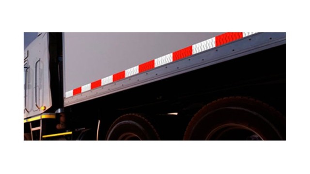 怎么區(qū)分超強(qiáng)級(jí)反光膜-反光膜講解【昆山玉寰】