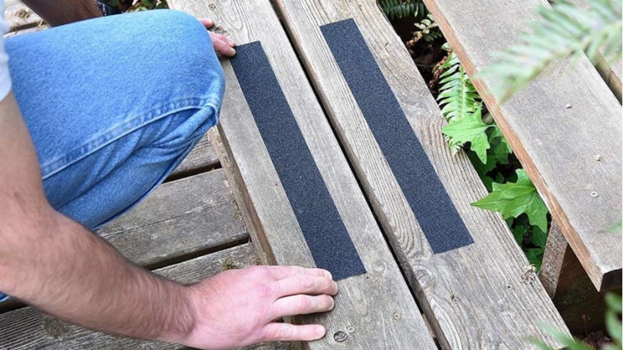 有沒有不掉砂的防滑膠帶？廠家專售各類防滑膠帶【昆山玉寰】